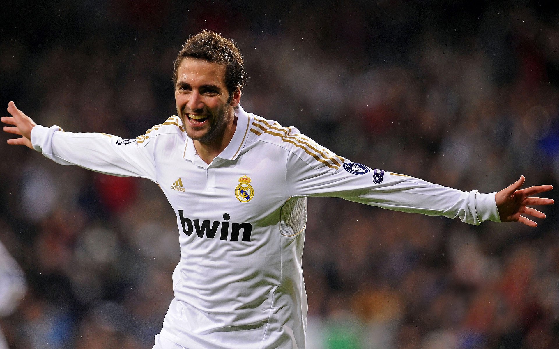 姆巴佩赛事官方发布连败新规，老鹰争议不断！